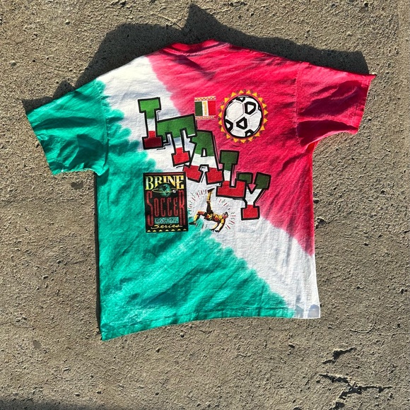 Vintage 90s  ITALY spell out  tie-dye tee - Picture 2 of 6